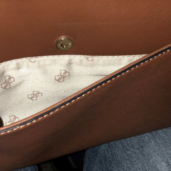 Guess Brown Faux Leather Shoulder Bag w/ Removable Wide Shoulder Strap EUC - Picture 5 of 15